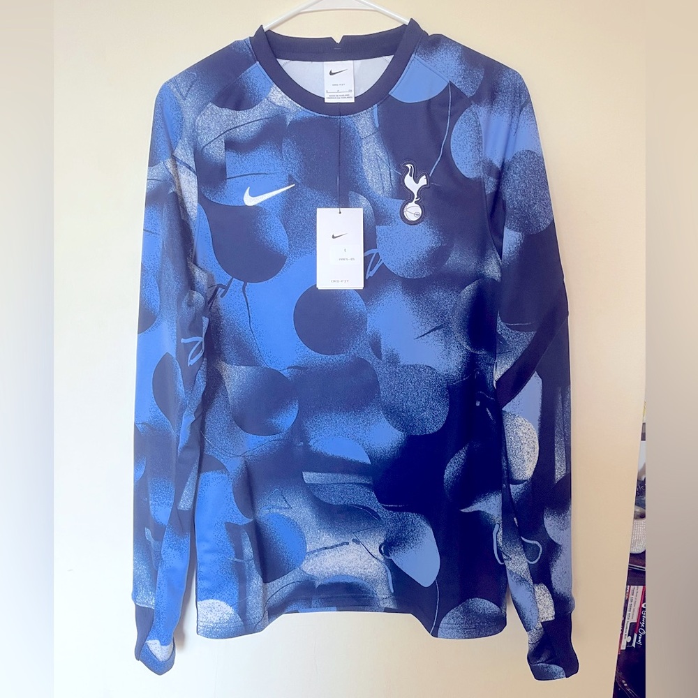 NEW Tottenham Hotspur Long Sleeve Training Top Small (NEW WITH TAGS)